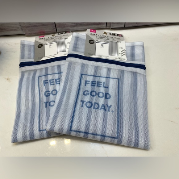 Daiso Japan “Feel good today.” 35cmx50cm laundry net set of 2 New - Picture 1 of 6